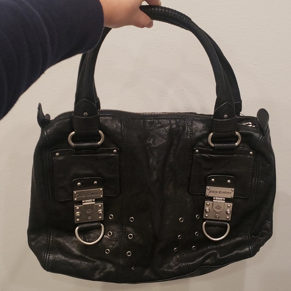 Juicy Couture Handbags - Juicy Couture leather purse